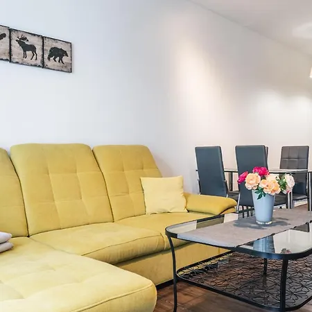 Lucy - Primo Tatry Stary Smokovec Apartament